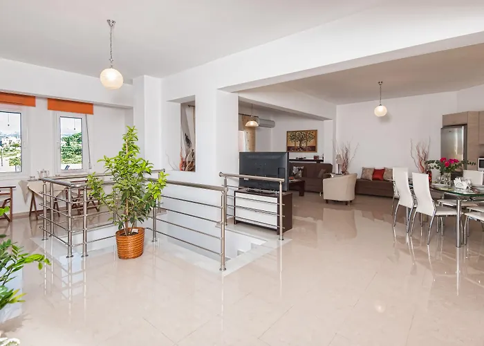 Diogenis * Maroulás